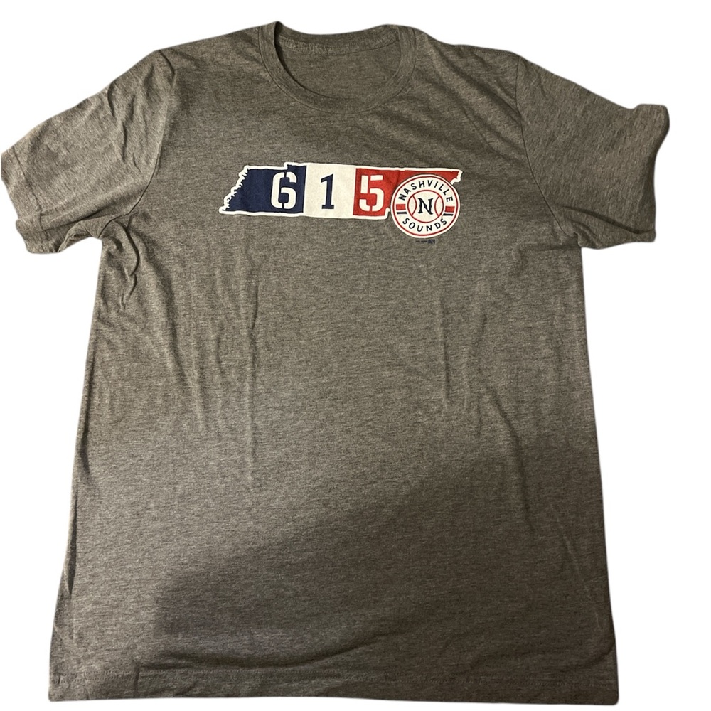 Nashville Sounds Baseball T-shirt, unisex medium. Great condition.